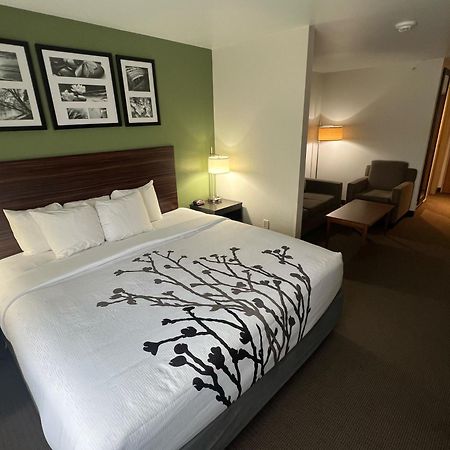 Sleep Inn & Suites Conference Center Eau Claire North Union Bagian luar foto