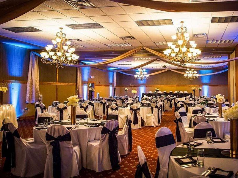 Sleep Inn & Suites Conference Center Eau Claire North Union Bagian luar foto