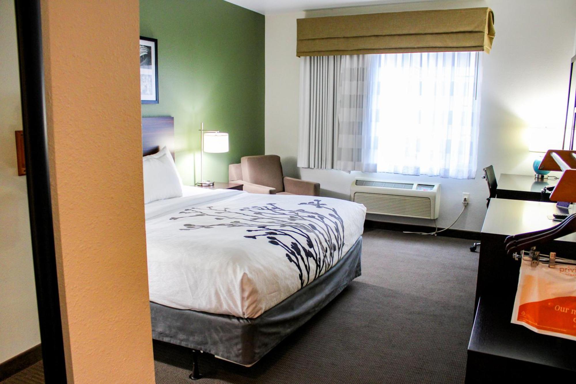 Sleep Inn & Suites Conference Center Eau Claire North Union Bagian luar foto