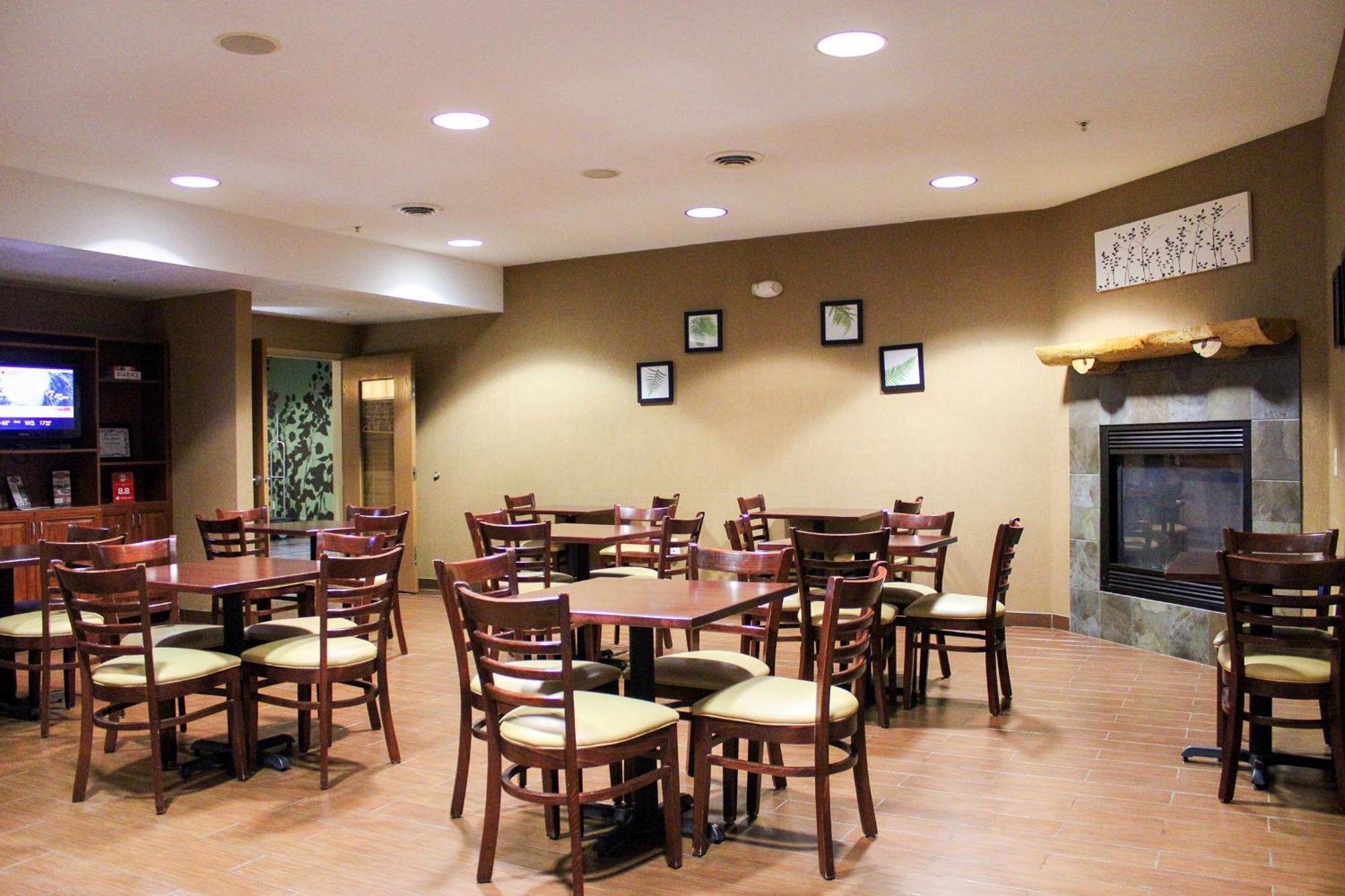 Sleep Inn & Suites Conference Center Eau Claire North Union Bagian luar foto